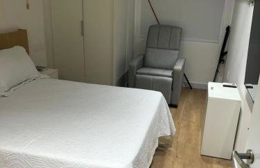 Apartamento completo na melhor praia da grande João Pessoa 40 metros da praia - Foto 13