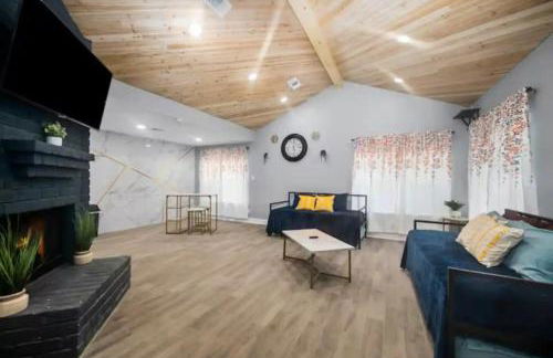 Spacious 1BR Galleria Apt with Pool & Free Park - Foto 18