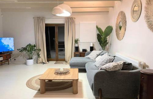 Leśny dom z basenem w okolicy Zegrza - Foto 42