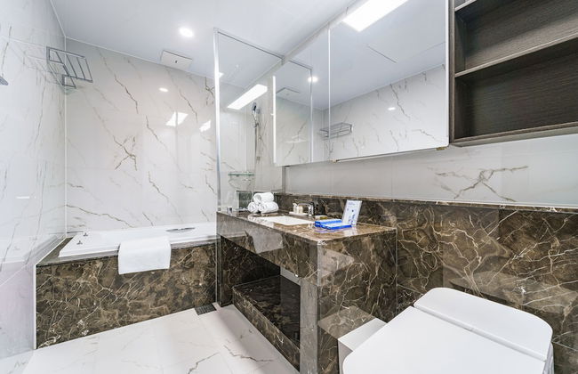 Le collective Busan station - Foto 61