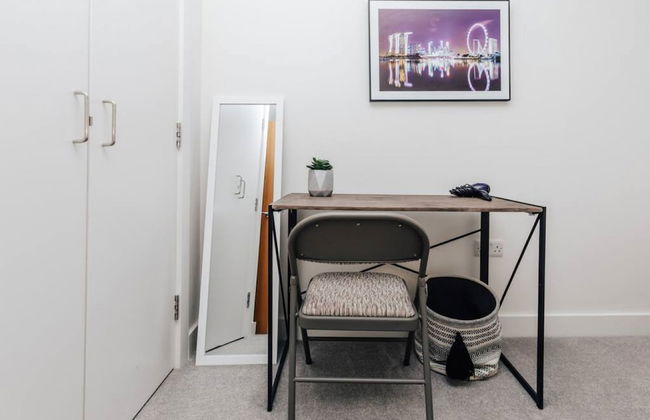 Central Modern Flat Sleeps 6 - Dedicated Parking - From 125 Per Night - Foto 21