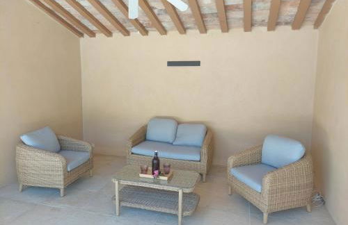 Mas La Gentille ,,, à la campagne , beautiful outdoor , swimming pool , pool house , Nice green Garden , BBQ ,,, only for you , pour passer un séjour inoubliable - Photo 31