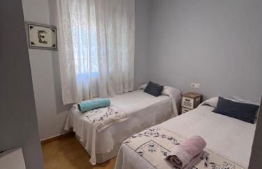 Casa coqueta con jardin - Foto 4