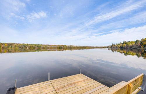 Waters Edge Retreat on Butternut Lake! - Foto 25