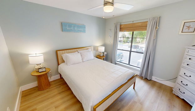 SPC3209 is an upstairs 2 BR with Canal Views RedAwning by RedAwning - Foto 3, Habitación