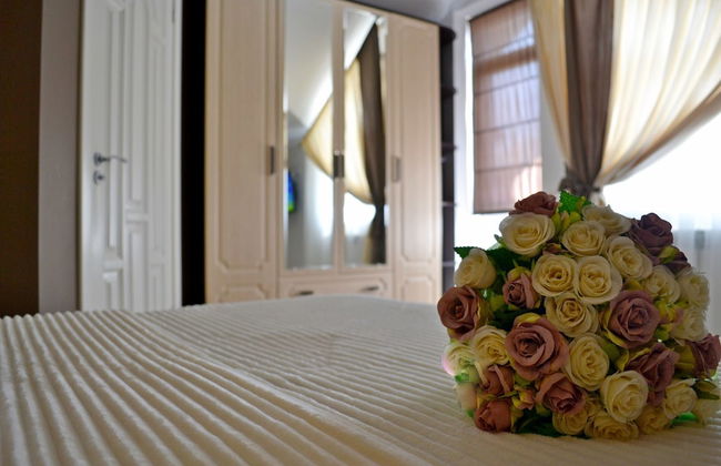 Townhouse Park & House - Photo 17