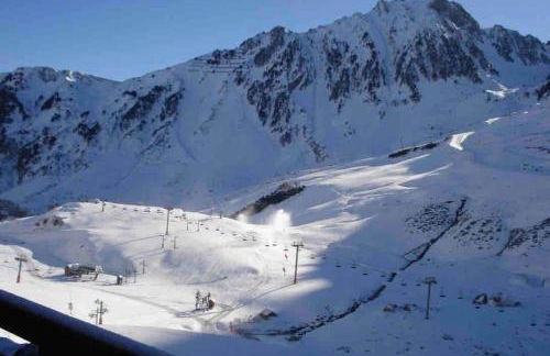 Appt chaleureux 2 - 4 personnes au pied des pistes - draps et linges de toilette non fournis - ménage non inclus - Foto 12