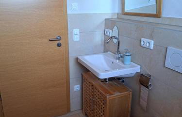 FeWo "AlpakaZeit" im ökologischen Holzhaus mit traumhafter Aussicht und Alpakas - Foto 15