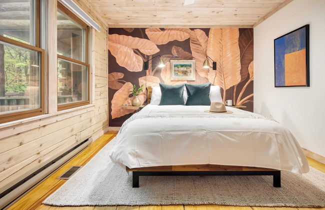 Half Moon by Avantstay 4BR Cabin w/ Large Deck & Yard w/ Patio & Outdoor Dining - Foto 2