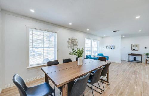 Stunning Dallas Home w Beautiful Yard Big Groups - Foto 12