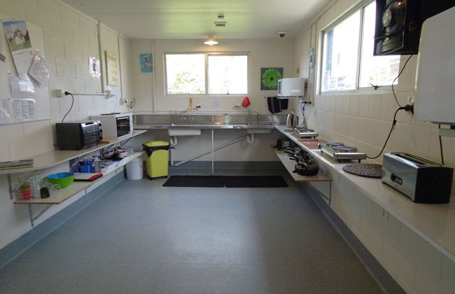 Glenavys Waitaki River Motor Camp - Caravan Park - Foto 20