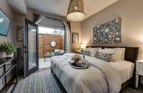 Boho 1BR Condo w Private fenced yard - Foto 2