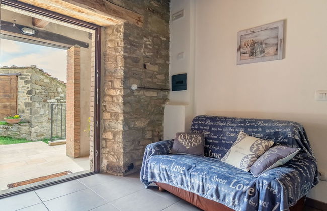 Beautiful Apartment in Sestino With Garden - Photo 22