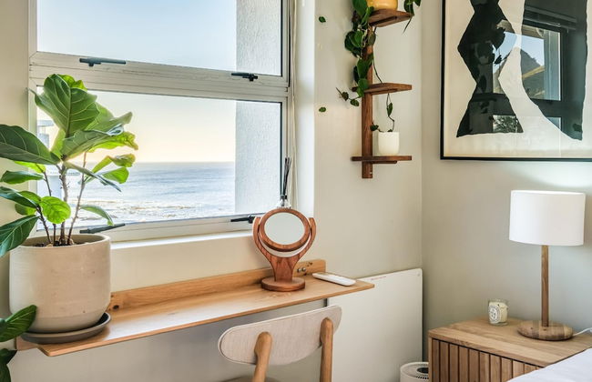 Extraordinary Stay in Mouille Point The Apartment - Photo 30