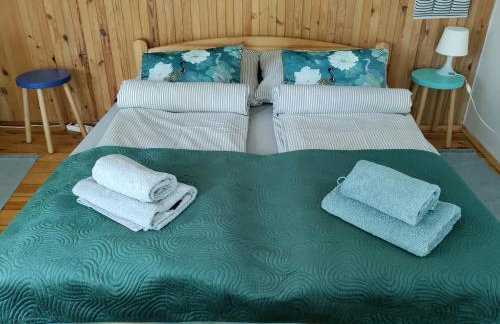 Widny Jaś zaprasza z psem nad jezioro na Kaszubach - Foto 15