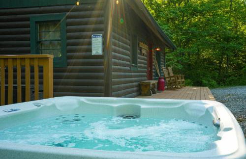 The Big Little Cabin - Hot Tub & Playground - Foto 21