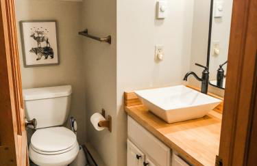 Riverfront Mountain Cottage Retreat - Foto 24