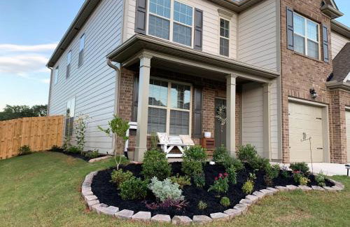 The Grand 5BR Retreat --15 mins to Greenville - Foto 2