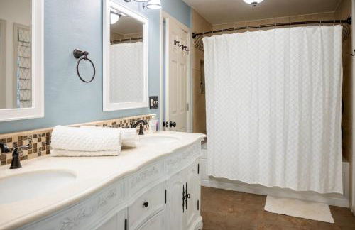 Modern A-Frame Hot Tub Views - Foto 2