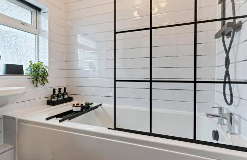 Birmingham Gem-Stylish 5 Bed house near NEC, BHX, HS2 - Huge Parking & Fast WiFi! - Foto 40