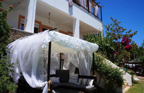 Dimitra's Maisonette at Rafaella Resort - Foto 24