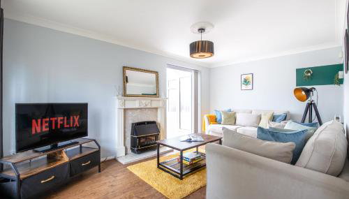 Chelmsford Reach 3 bed house near centre,free parking, Wi-Fi, table football - Foto 2