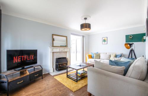 Chelmsford Reach 3 bed house near centre,free parking, Wi-Fi, table football - Foto 2