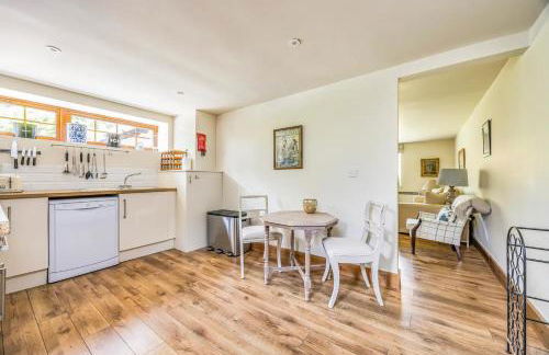 Charming Annexe Lodge with Parking - Pass The Keys - Foto 13