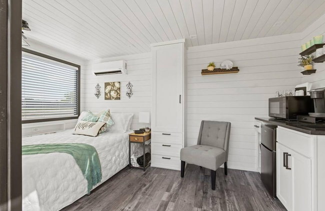 New Wilderness Hideout-cozy Container Home - Foto 31