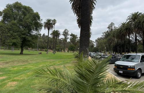 1Gbps Fiber Wi-Fi Walk to Dodger Stdium DTLA 2BR Free Parking Work & Family - Foto 16