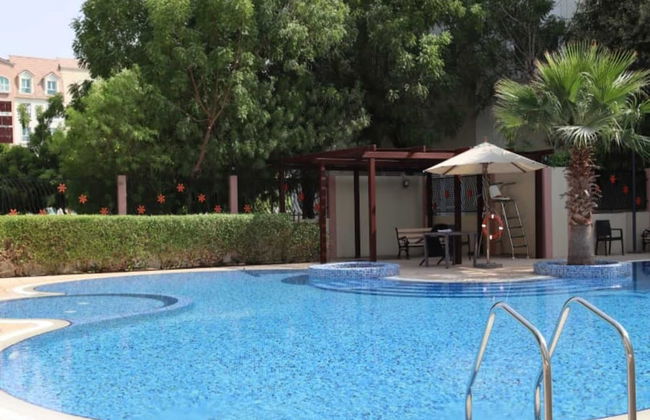 Stunning Studio - With Balcony - Foto 9