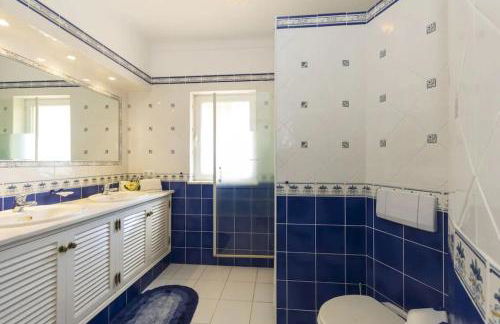 Villa with beautiful see views & spacious garden - Foto 55