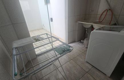 Apartamento com 3 quartos, 2 banheiros e 2 vagas de garagem - Foto 6