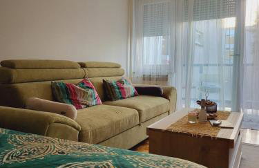 Dolly Apartment Airport - Foto 46