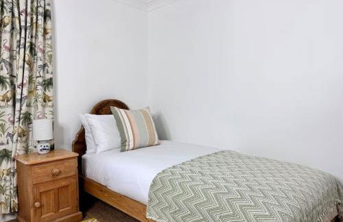 Cathedral Views Period Townhouse w/ Free Parking - Foto 12