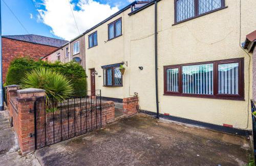 Spacious 4-Bed House Near Wigan Warrington - Foto 67