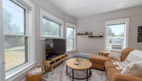 Renovated 2 bed 2 bath Near Arena and Downtown - Foto 2