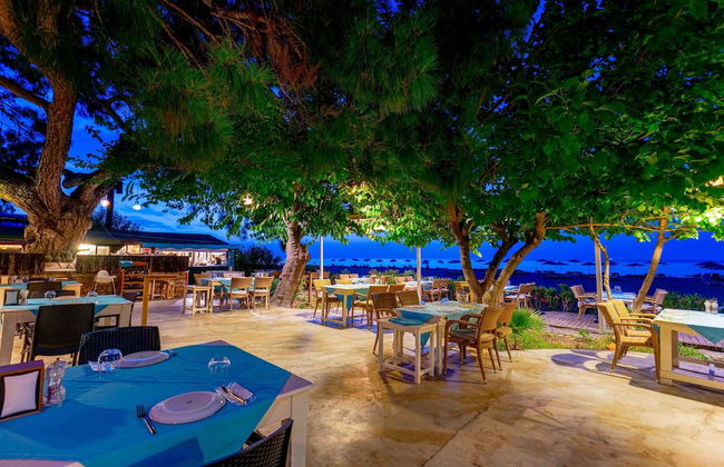 Etenna Beach Bungalows - Foto 65