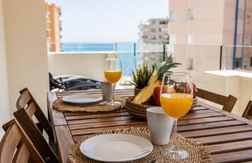 Sur Suites del Sol Apartamento 3 hab y 2 wc con gran terraza y piscina a pasos de la playa - Photo 1