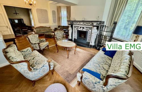 Luxus Ferienhaus Villa EMG Dortmund in Ennepetal, nah Düsseldorf, Köln mit Tennis Court, Garten, Kamin für Familien Gruppen bis 20 Personen - Foto 7