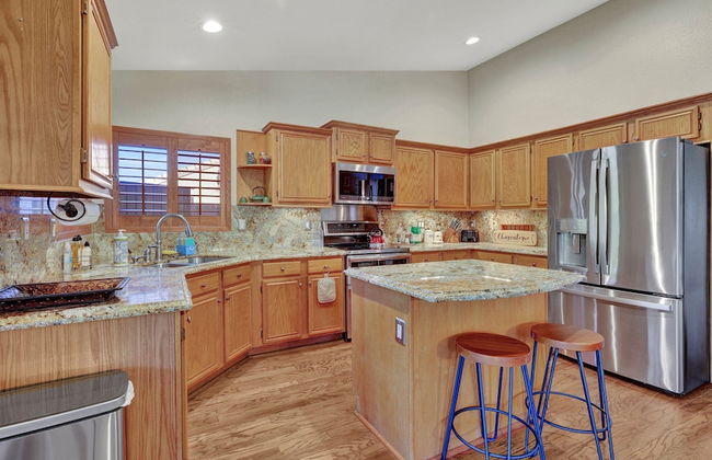 Amenities Galore! Outdoor Living & Lots of Games - Foto 17