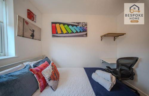 Modern 4 Bed 3 Bath House - 4 Groups with FREE Parking - Central London - Foto 17