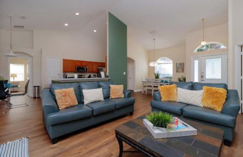 Orange Tree Vacation Home with Private Pool and Spa Near Disney - Photo 9