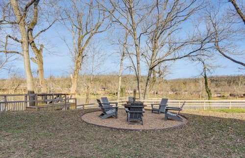 Fish the White River! Sleek Family Home in Flippin - Foto 2