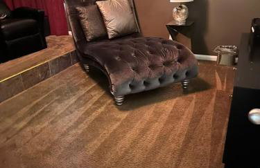 Serene 4BR Lux Home w Heated Spa Pool Massage Chair - Foto 61