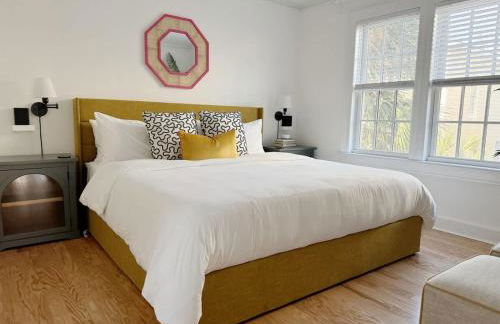 Sunny & Playful Carriage House in Downtown Savannah Stay Here and Walk Everywhere - Foto 26