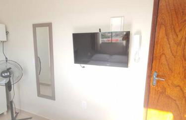 Kitnet 301 centro linda vista por sol com tv smart e ar - Foto 10