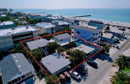 Just Beachy! One bed one bath charmer steps to beach - Photo 22