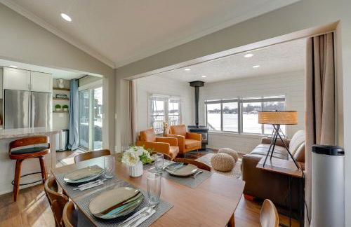 Hike, Fish and Golf Waterfront Gem on Camp Lake! - Foto 7