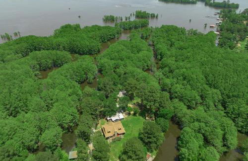 Lakefront Emerald Point wfirepit & kayaks - Foto 48